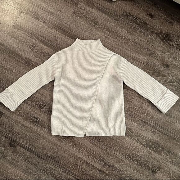 Athleta Sweaters - Athleta Azalea Sweater